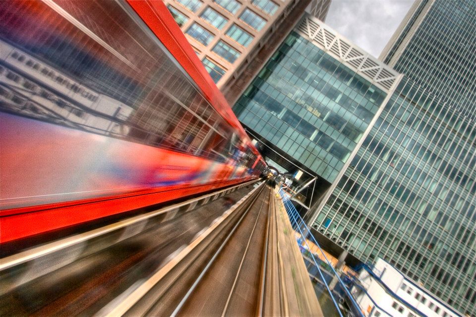 DLR (South Quay).jpg